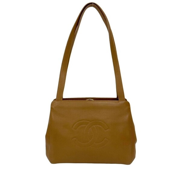 CHANEL Cream Caviar Leather Logo Shoulder Bag